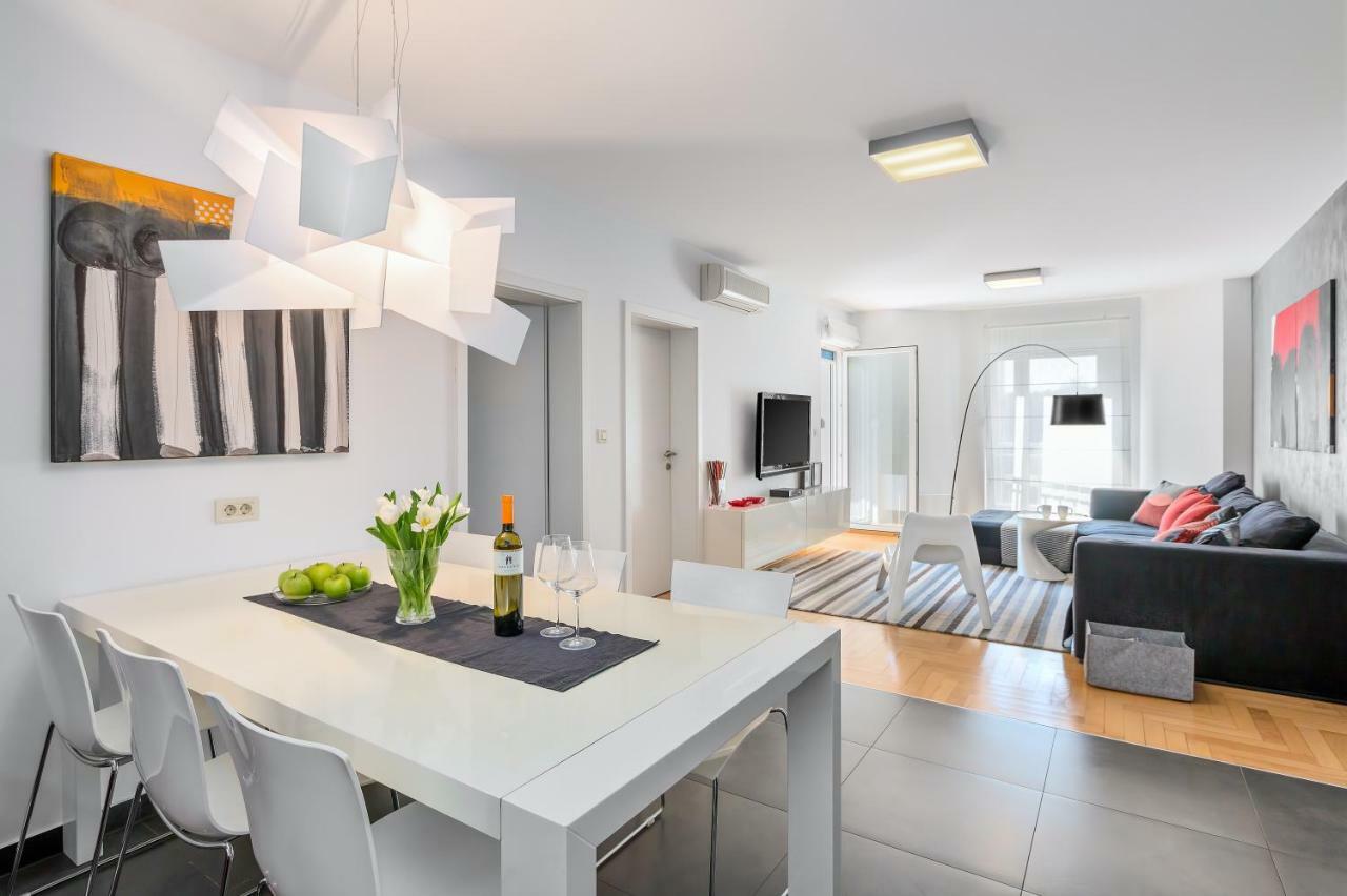 Apartment Lungomare Pula Extérieur photo