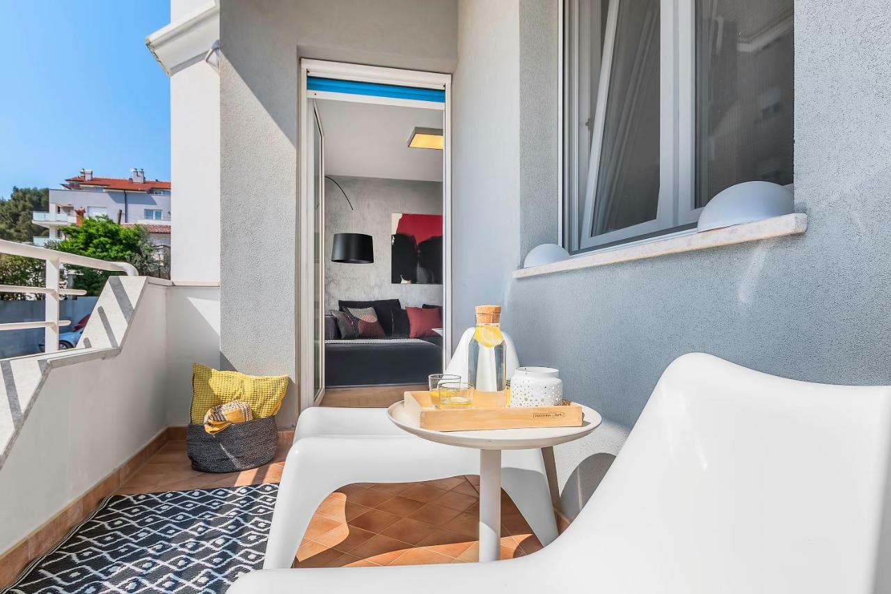 Apartment Lungomare Pula Extérieur photo